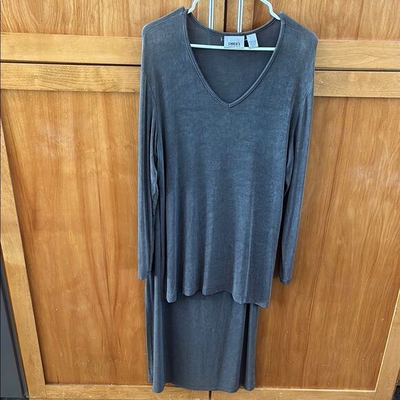 Chico's Green V-Neck Long Sleeve Midi Skirt - Picture 2 of 10